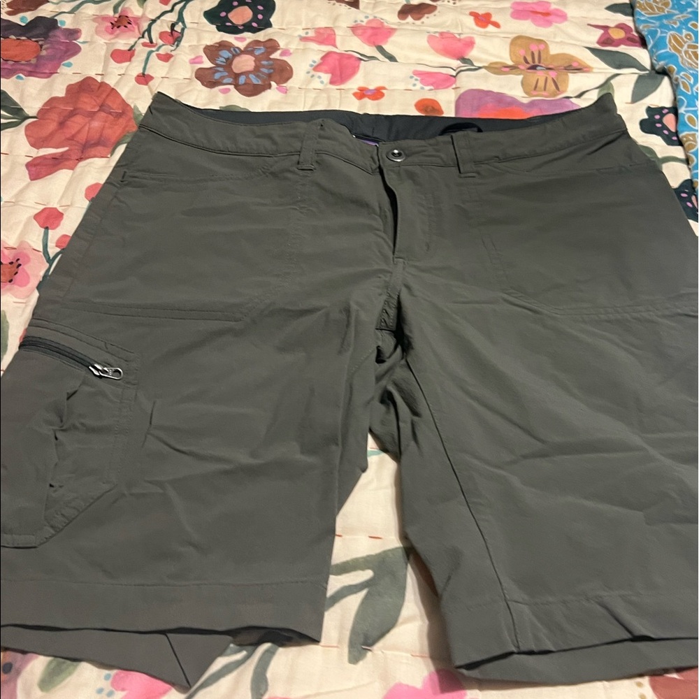 Patagonia women’s shorts. Size 8